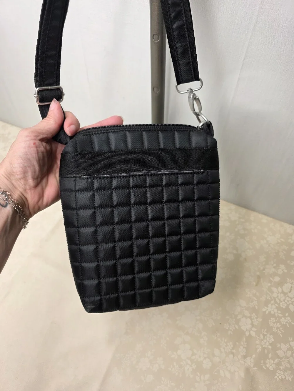 Lug Black Quilted Grid Crossbody Bag Travel Small Shoulder Purse Zip Organizer